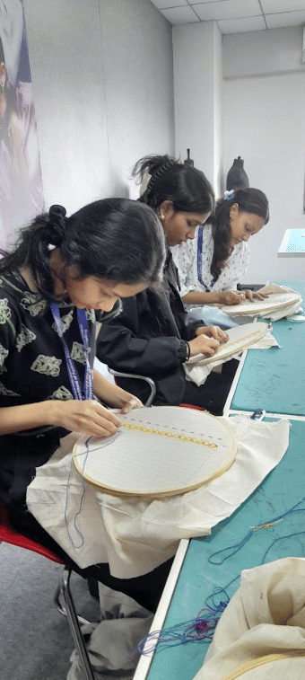 Atharva School of Fashion & Arts Mumbai Classrooms photo 7